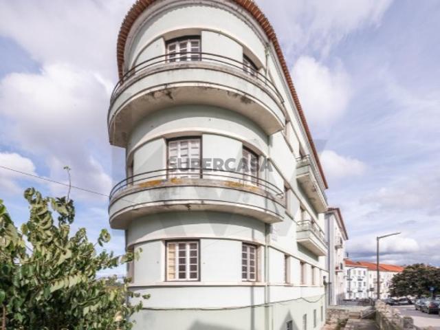 1º Andar Fração Autónoma Conchada | [7] Unidades Rendimento | Yield Bruta +9% | IMT ZERO | ZONA ARU