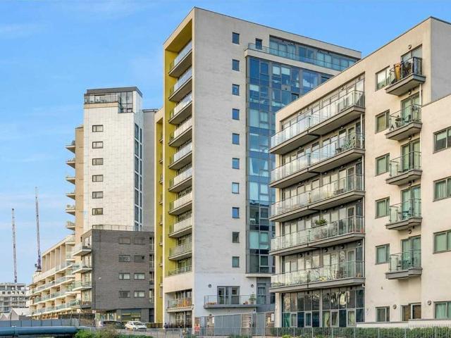 1 Aqua Vista Square E3, Studio to rent, £1,650 pcm | PrimeLocation