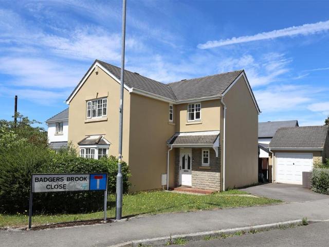 1 Badgers Brook Close, Ystradowen. 4 bed detached house to rent £1,650 pcm £381 pw