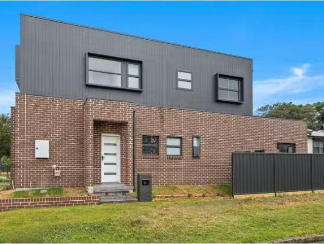 1 Barber Street, Berkeley Townhouse for rent Listed by Rebecc.