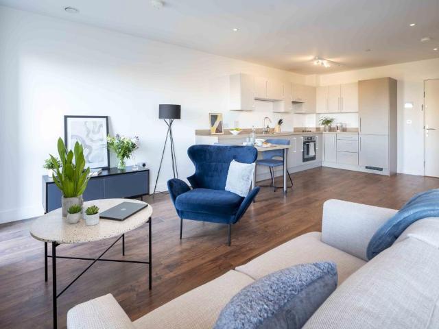 1 Barking Wharf Square Barking IG11 2 bed apartment to rent £2,128 pcm £491 pw