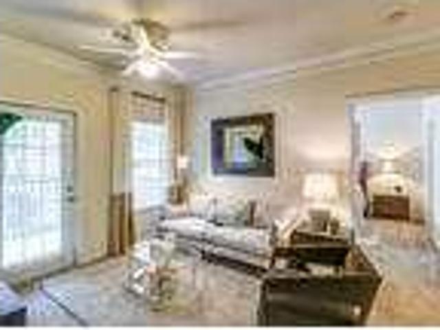 1 Bed 1 Bath $1464/mo