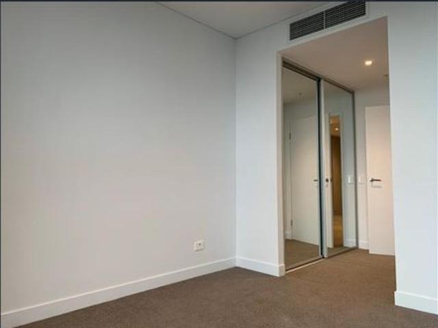 1 Bed 1 Bath 1 Parking for Lease! Set in Sydney Olympic Park, Pavilions Residences presents contemporary architecture at its best