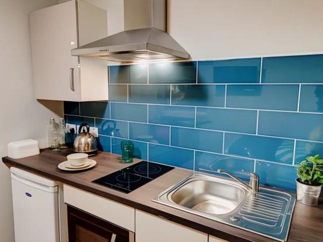 1 Bed / 1 Bath