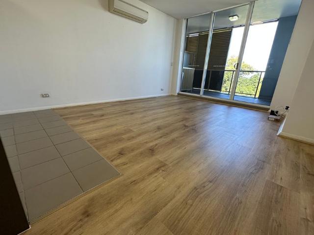 1 Bed 1 Bath Apartment for lease! Enquire NOW!