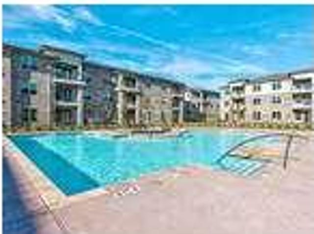 1 Bed 1 Bath Available Now $1260 Per Month