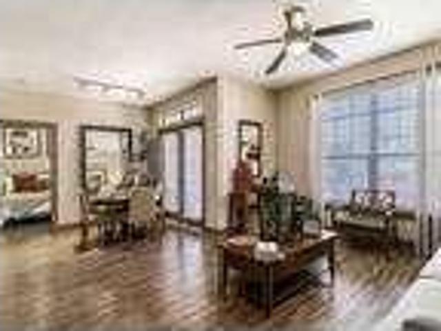 1 Bed 1 Bath Available Today $1158/mo