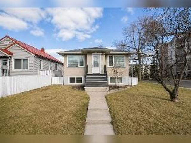 1 Bed 1 Bath BSMT Suite Garage Parkdale Edmonton