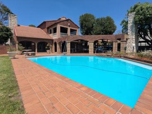 1 bed 1 bath ground floor apartment.