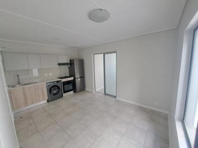 1 bed, 1 bath for sale