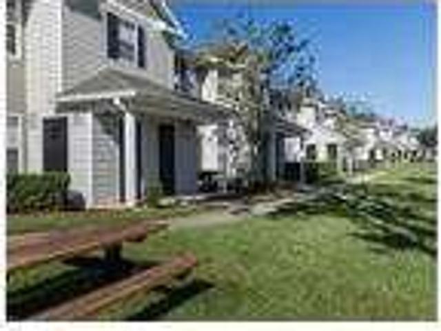 1 bed, 1 bath, safe neighborhood