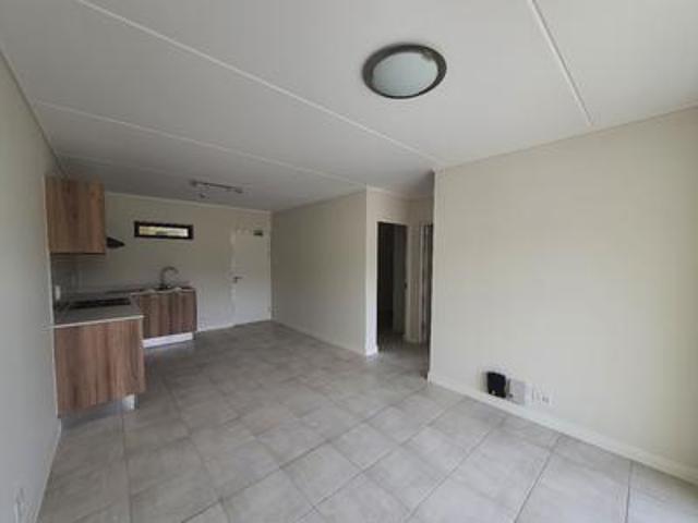 1 bed 1 bath third floor @ greenbay.