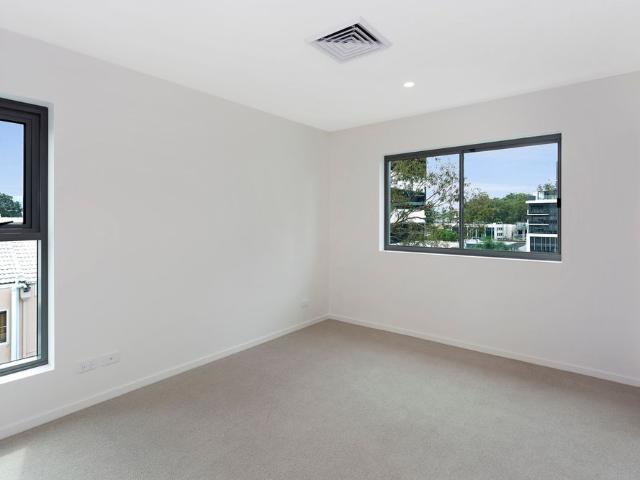 1 Bed 1.5 Bath MILTON PRECINCT