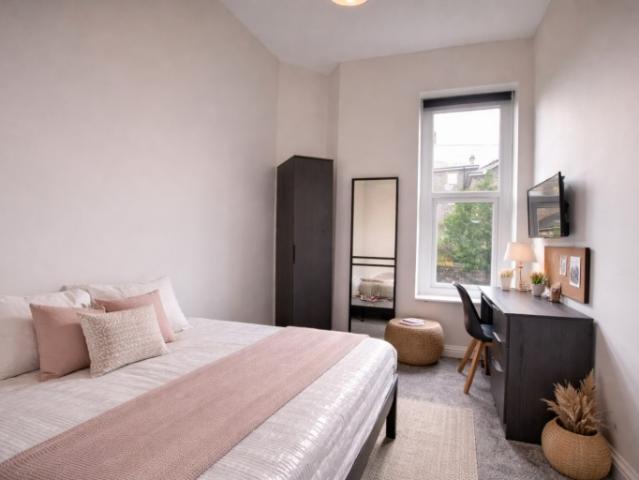 1 bed Terraced To Let