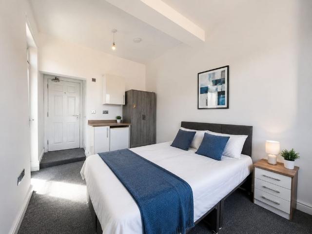 1 bed Terraced House To Let