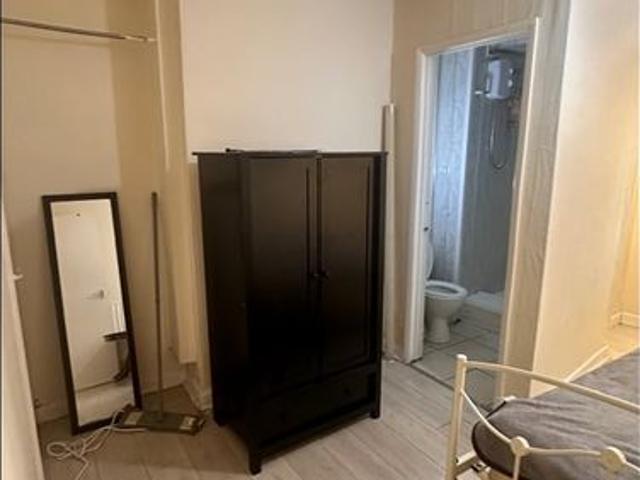 1 Bed Terraced House, Birkin Avenue, NG7