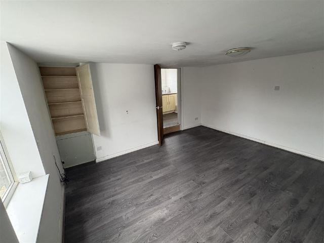 1 bed to rent King Street, DE55