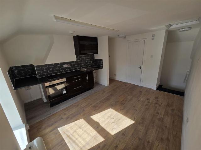 1 bed to rent King Street, DE55