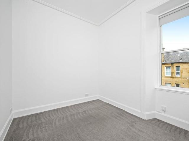 1 bed top floor flat for rent in Slateford