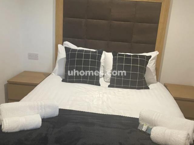 1 Bed Apartment