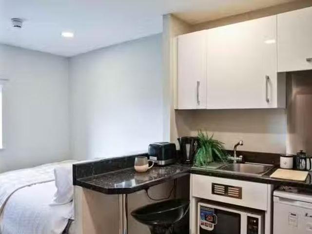 1 Bed Apartment