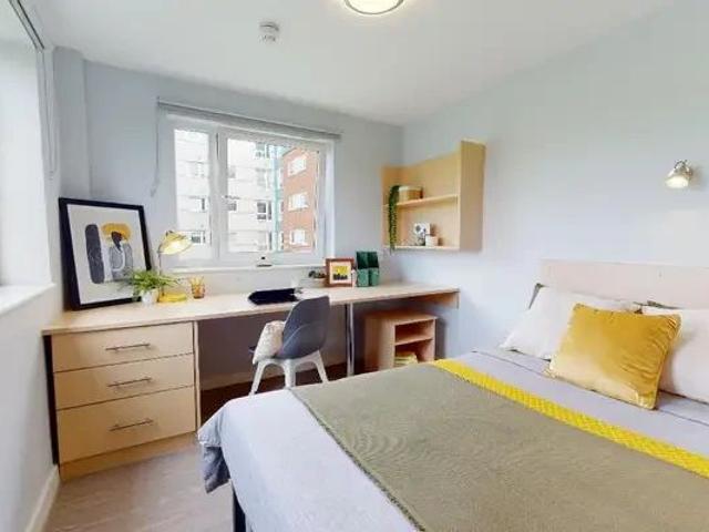 1 Bed Apartment