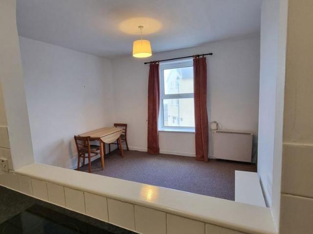 1 Bed Apartment, Borth £600 PCM 1 bed flat to rent £600 pcm £138 pw