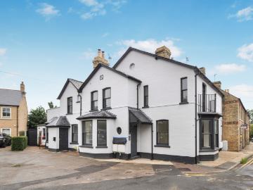 Huntingdonshire, East of England - Parking