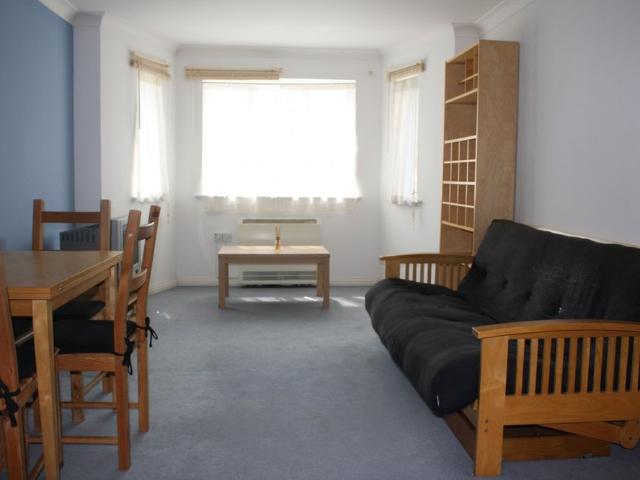 1 bed Apartment To Let