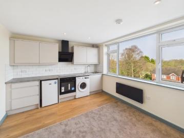 1 BED Apartment To rent