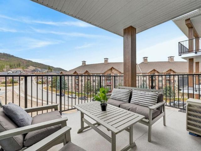 1 Bed Beautiful Valley Views