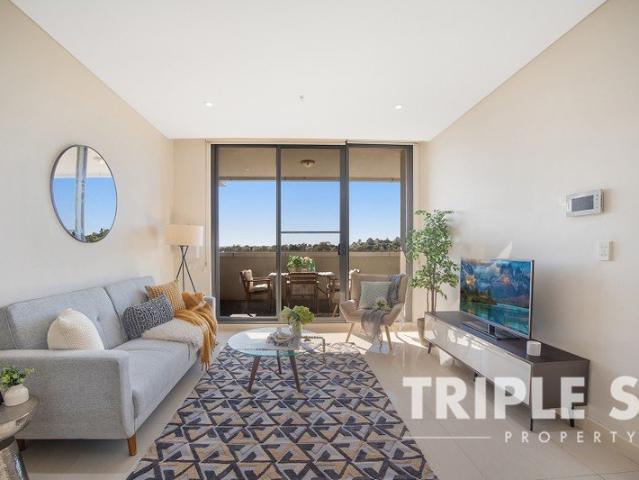Bright 1 Bed + Room Study with Sky View