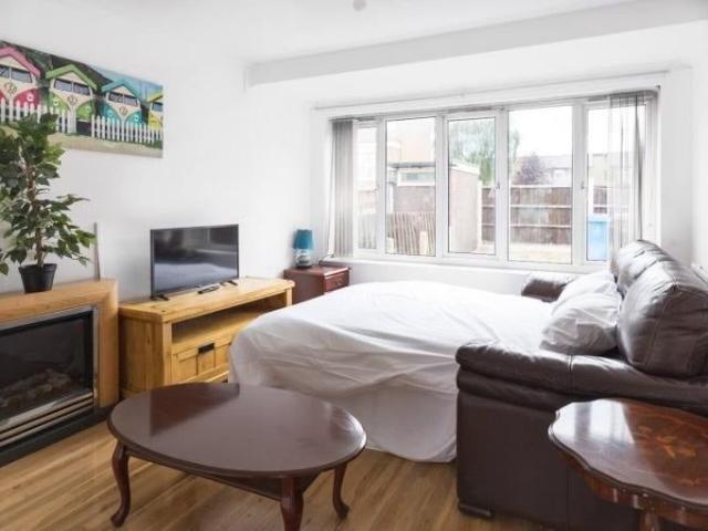 1 Bed Detached House, Tessa Apartments, SE22