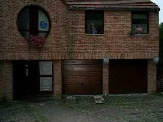1 bed duplex apt with balcony and lake view