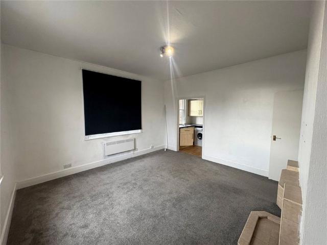 1 bed First Floor Flat for rent