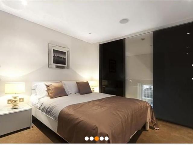 1 Bed Flat, Marconi House, WC2R