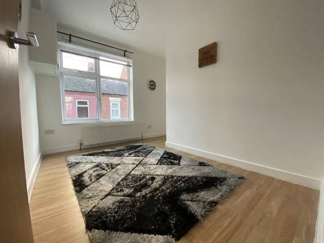 1 Bed Flat, Mere Road, LE5
