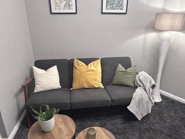 1 Bed Flat, Miller Road, CR0