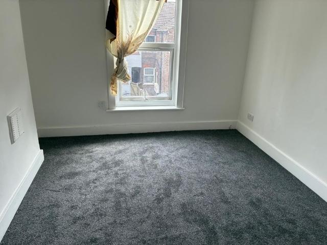 1 Bed Flat, Moor St, LU1