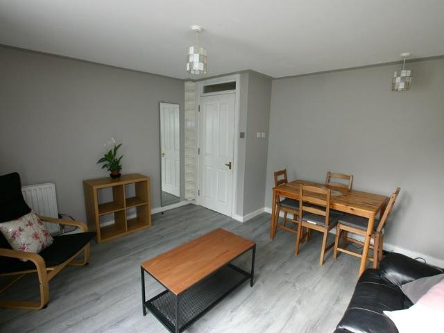 1 Bed Flat, Mordaunt Road, NW10