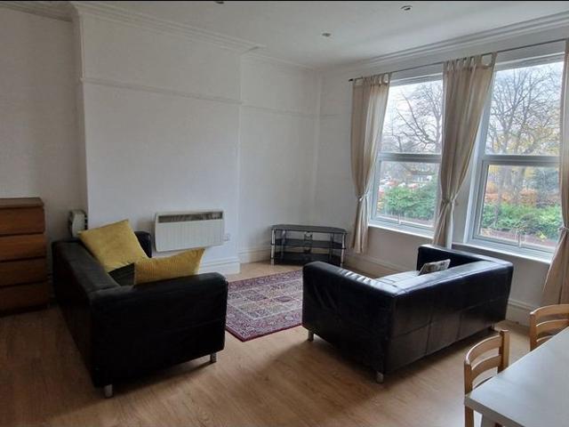 1 Bed Flat, North Grange Road, LS6