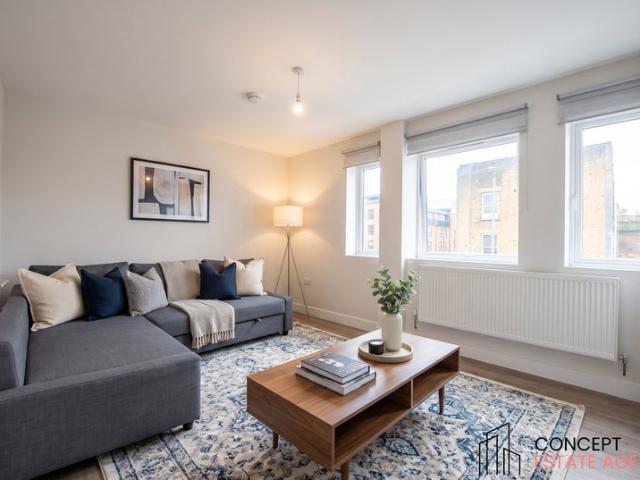 1 Bed flat on Tooting High Street, SW17