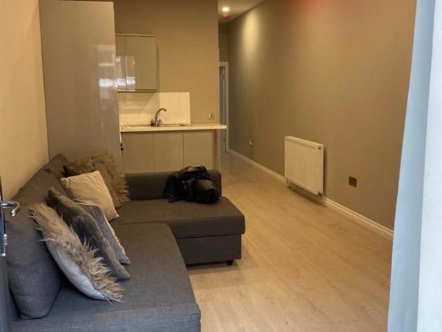 1 Bed Flat, Aberfeldy Street, G31