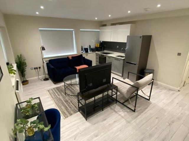 1 Bed Flat, Alderton Way, NW4