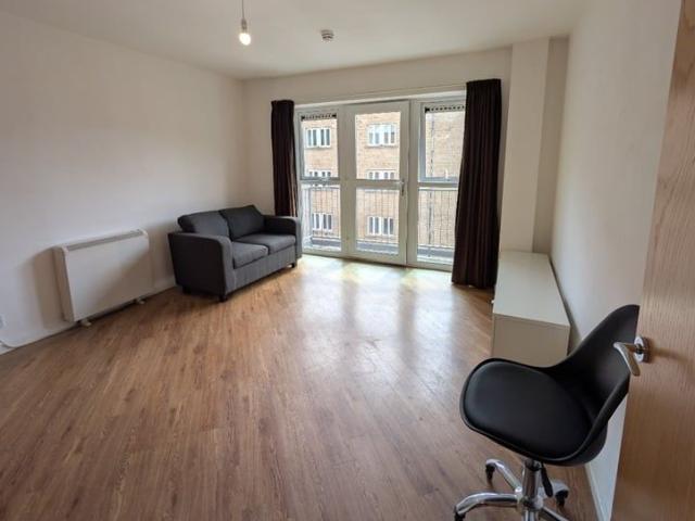 1 Bed Flat, Buslingthorpe Lane, LS7