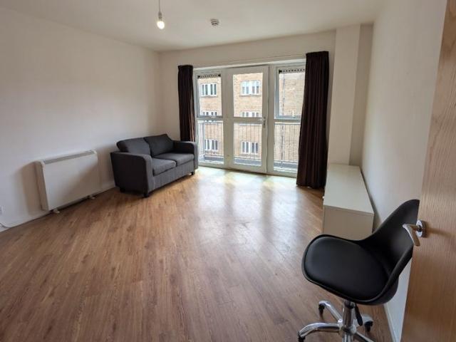 1 Bed Flat, Buslingthorpe Lane, LS7