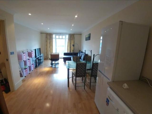 1 Bed Flat, Beauchamp House, CV1