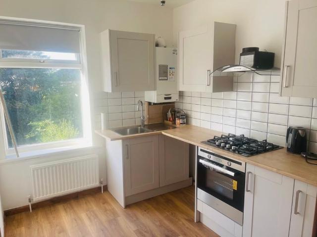 1 Bed Flat, Bedroom Rent, S5