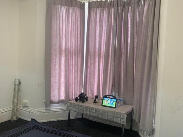 1 Bed Flat, Belgrave Road, IG1