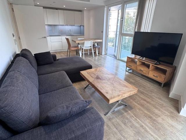 1 Bed Flat, Brent House, SW8 1 bedrooms 1 bathroom